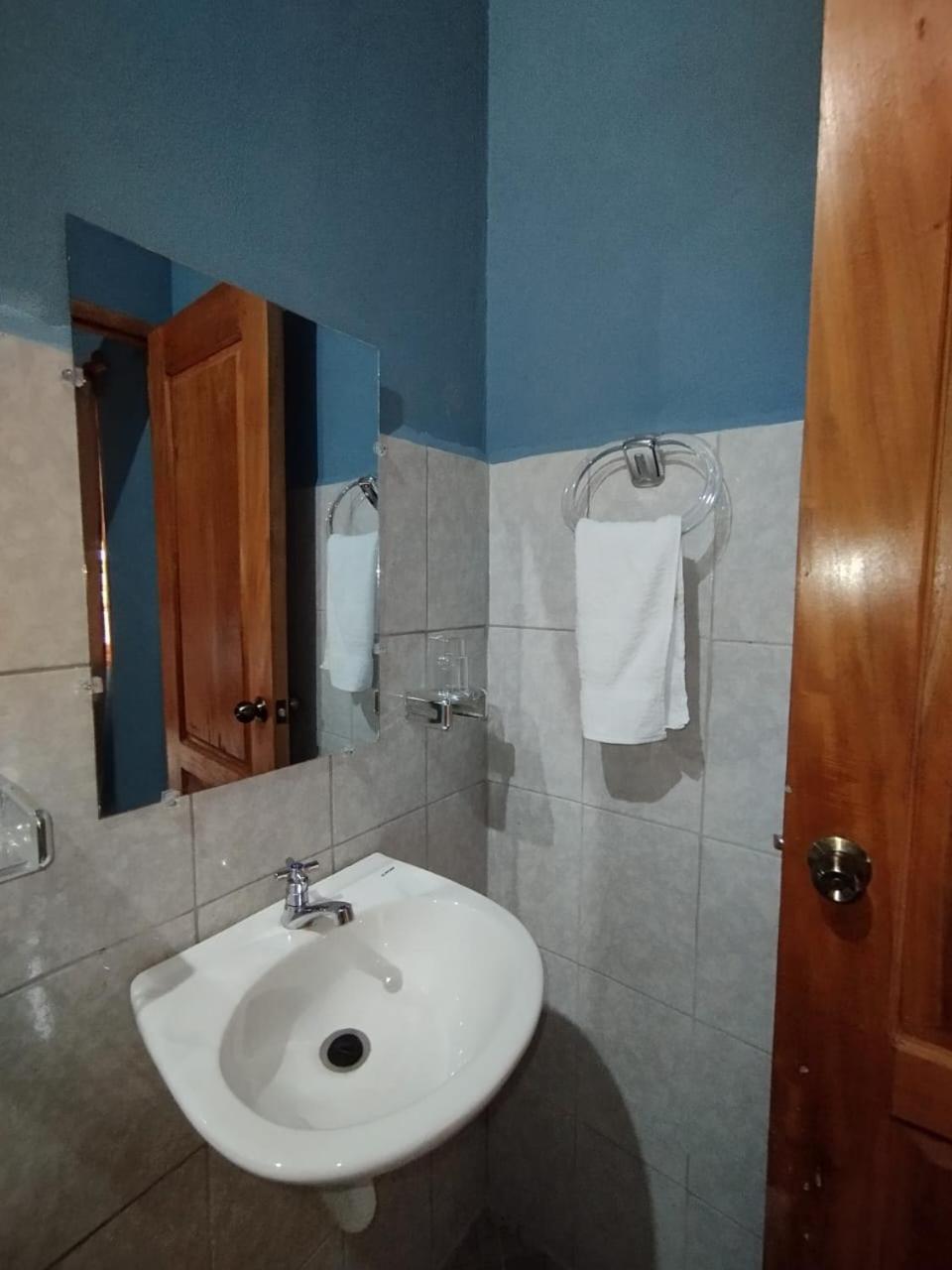 Hostel El Quino Ometepe Altagracia ภายนอก รูปภาพ